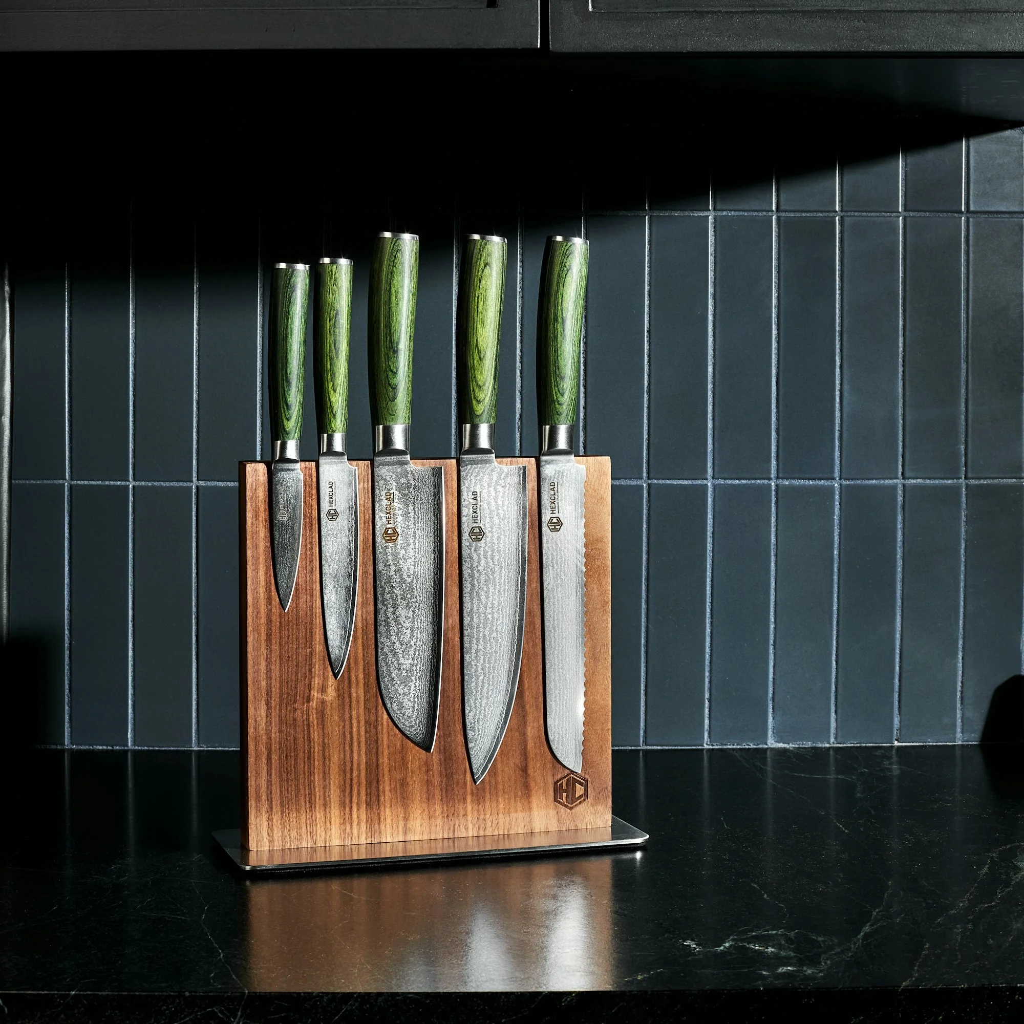 HexClad Magnetic Walnut Knife Block - Image 5